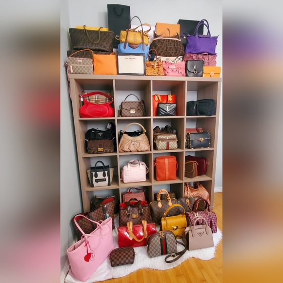 🩷LOW START LUXURY ITEMS LIVESHOW🩷 @MBAGSCOLLECTION ByJing - Picture 4 of 17